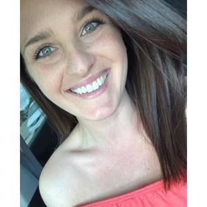 Meet your Posher, Courtney